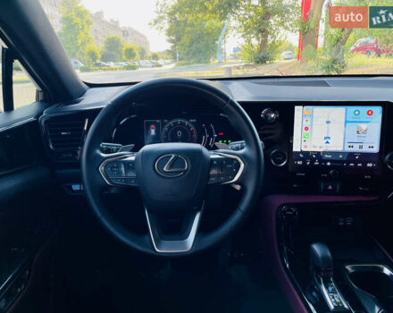 Черный Лексус НХ, объемом двигателя 2.49 л и пробегом 27 тыс. км за 41500 $, фото 15 на Automoto.ua