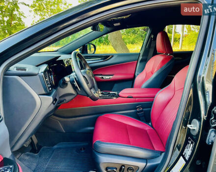 Черный Лексус НХ, объемом двигателя 2.49 л и пробегом 27 тыс. км за 41500 $, фото 25 на Automoto.ua