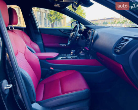 Черный Лексус НХ, объемом двигателя 2.49 л и пробегом 27 тыс. км за 41500 $, фото 20 на Automoto.ua