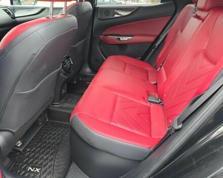Чорний Лексус НХ, об'ємом двигуна 2.5 л та пробігом 25 тис. км за 36200 $, фото 9 на Automoto.ua