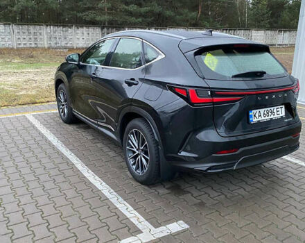 Черный Лексус НХ, объемом двигателя 1.99 л и пробегом 162 тыс. км за 43200 $, фото 1 на Automoto.ua