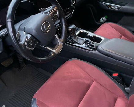 Черный Лексус НХ, объемом двигателя 1.99 л и пробегом 162 тыс. км за 43200 $, фото 7 на Automoto.ua