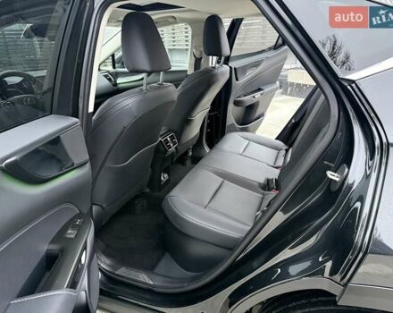 Чорний Лексус НХ, об'ємом двигуна 2.49 л та пробігом 2 тис. км за 51500 $, фото 36 на Automoto.ua