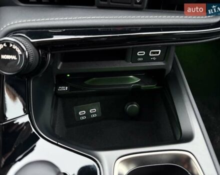 Чорний Лексус НХ, об'ємом двигуна 2.49 л та пробігом 2 тис. км за 51500 $, фото 29 на Automoto.ua