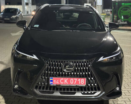 Черный Лексус НХ, объемом двигателя 2.39 л и пробегом 1 тыс. км за 47000 $, фото 1 на Automoto.ua