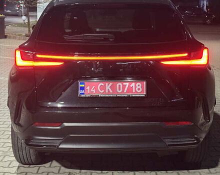 Черный Лексус НХ, объемом двигателя 2.39 л и пробегом 1 тыс. км за 47000 $, фото 9 на Automoto.ua