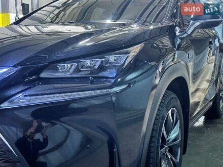 Чорний Лексус НХ, об'ємом двигуна 2 л та пробігом 141 тис. км за 22000 $, фото 1 на Automoto.ua