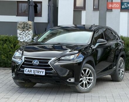 Черный Лексус НХ, объемом двигателя 2.5 л и пробегом 225 тыс. км за 22999 $, фото 1 на Automoto.ua