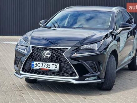 Черный Лексус НХ, объемом двигателя 2 л и пробегом 107 тыс. км за 21890 $, фото 1 на Automoto.ua