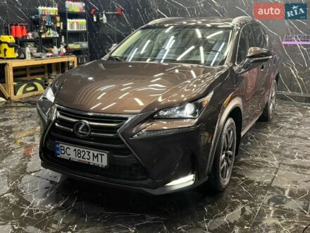 Черный Лексус НХ, объемом двигателя 1.98 л и пробегом 112 тыс. км за 17333 $, фото 1 на Automoto.ua