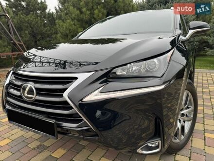 Чорний Лексус НХ, об'ємом двигуна 2 л та пробігом 108 тис. км за 22000 $, фото 1 на Automoto.ua