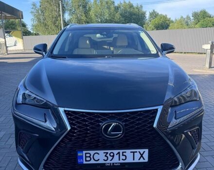 Чорний Лексус НХ, об'ємом двигуна 2 л та пробігом 140 тис. км за 28000 $, фото 1 на Automoto.ua