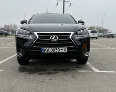 Черный Лексус НХ, объемом двигателя 1.9 л и пробегом 179 тыс. км за 25000 $, фото 1 на Automoto.ua