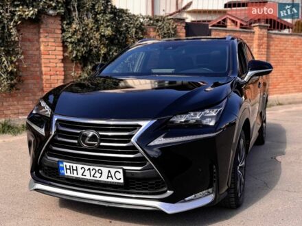 Чорний Лексус НХ, об'ємом двигуна 2 л та пробігом 103 тис. км за 25000 $, фото 1 на Automoto.ua