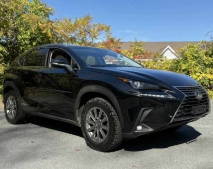 Черный Лексус НХ, объемом двигателя 2.5 л и пробегом 38 тыс. км за 9500 $, фото 1 на Automoto.ua