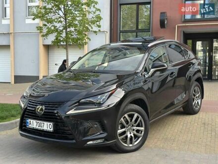 Лексус НХ 2018 у Києві на Automoto.ua Чорний Лексус НХ, об'ємом двигуна 2 л та пробігом 42 тис. км за 32650 $, фото 1 на Automoto.ua