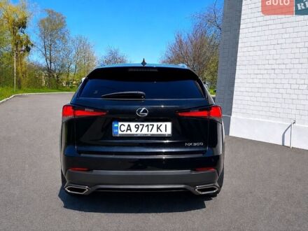 Чорний Лексус НХ, об'ємом двигуна 2 л та пробігом 108 тис. км за 29300 $, фото 1 на Automoto.ua
