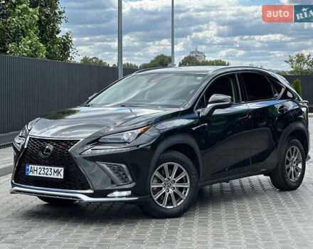 Чорний Лексус НХ, об'ємом двигуна 2 л та пробігом 70 тис. км за 23999 $, фото 1 на Automoto.ua