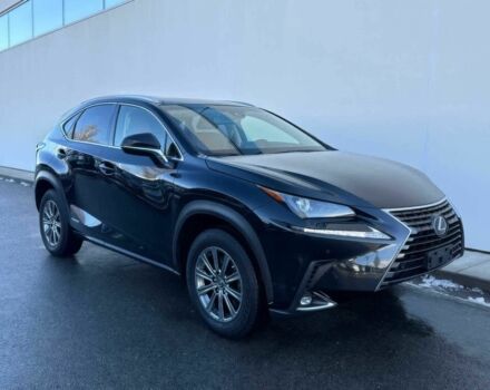 Черный Лексус НХ, объемом двигателя 2.5 л и пробегом 30 тыс. км за 11500 $, фото 1 на Automoto.ua