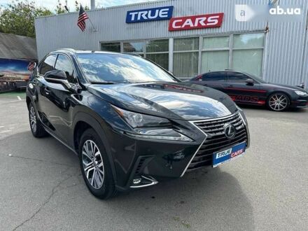 Чорний Лексус НХ, об'ємом двигуна 2 л та пробігом 38 тис. км за 34500 $, фото 1 на Automoto.ua
