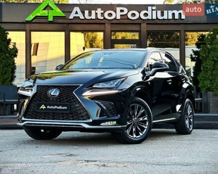 Чорний Лексус НХ, об'ємом двигуна 2.49 л та пробігом 54 тис. км за 39900 $, фото 1 на Automoto.ua