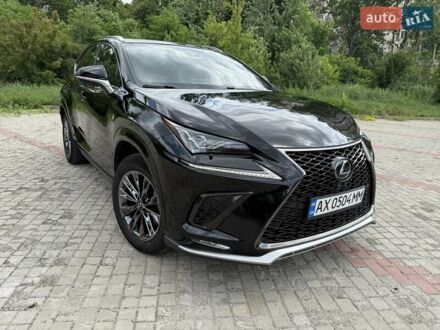 Чорний Лексус НХ, об'ємом двигуна 2.5 л та пробігом 50 тис. км за 38800 $, фото 1 на Automoto.ua