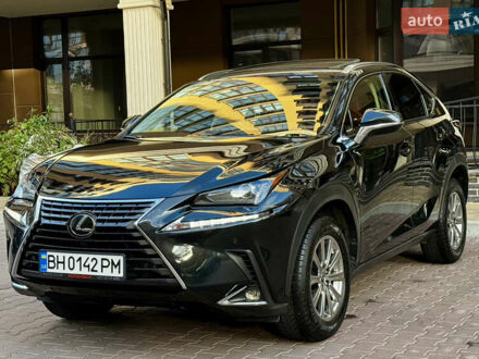 Лексус НХ 2021 в Киеве на Automoto.ua Черный Лексус НХ, объемом двигателя 2 л и пробегом 36 тыс. км за 31500 $, фото 1 на Automoto.ua