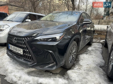 Лексус НХ 2023 в Киеве на Automoto.ua Черный Лексус НХ, объемом двигателя 2.49 л и пробегом 14 тыс. км за 48690 $, фото 1 на Automoto.ua
