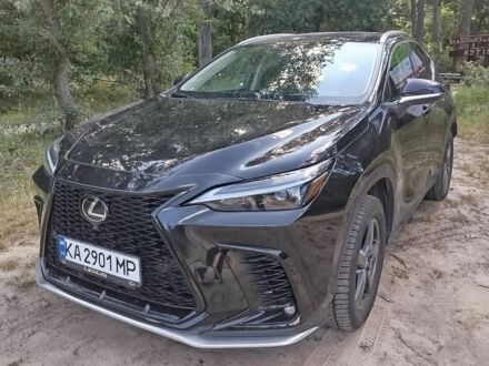 Чорний Лексус НХ, об'ємом двигуна 2.39 л та пробігом 38 тис. км за 40850 $, фото 1 на Automoto.ua