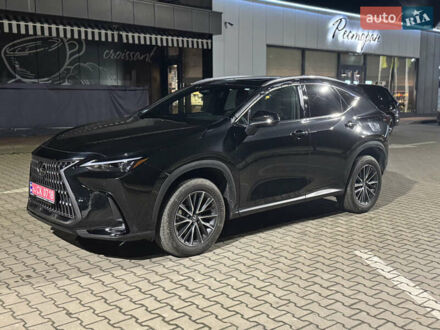 Черный Лексус НХ, объемом двигателя 2.39 л и пробегом 1 тыс. км за 47000 $, фото 1 на Automoto.ua