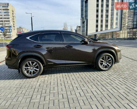 Коричневый Лексус НХ, объемом двигателя 2.49 л и пробегом 202 тыс. км за 25300 $, фото 14 на Automoto.ua