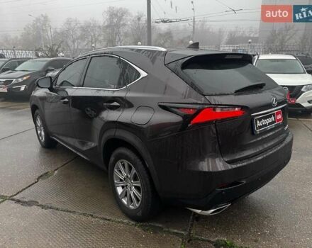 Коричневий Лексус НХ, об'ємом двигуна 2 л та пробігом 113 тис. км за 20990 $, фото 6 на Automoto.ua