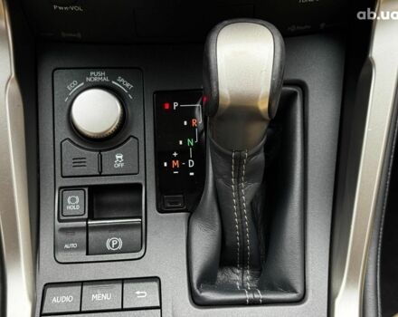 Коричневый Лексус НХ, объемом двигателя 2 л и пробегом 113 тыс. км за 20990 $, фото 25 на Automoto.ua