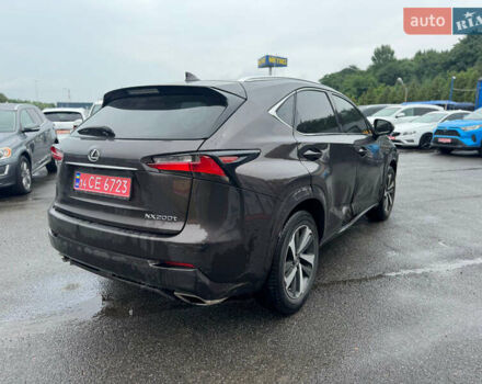 Коричневий Лексус НХ, об'ємом двигуна 0 л та пробігом 120 тис. км за 15900 $, фото 4 на Automoto.ua