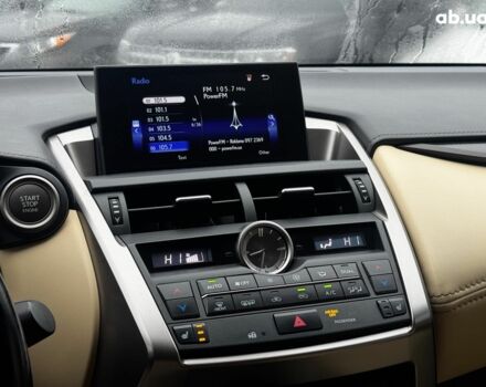 Коричневый Лексус НХ, объемом двигателя 2 л и пробегом 113 тыс. км за 20990 $, фото 18 на Automoto.ua