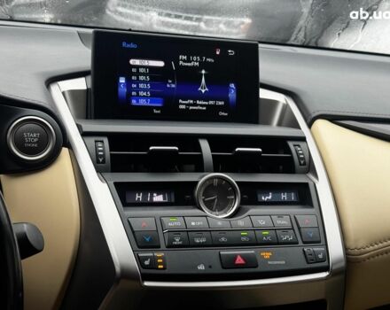 Коричневый Лексус НХ, объемом двигателя 2 л и пробегом 113 тыс. км за 20990 $, фото 17 на Automoto.ua