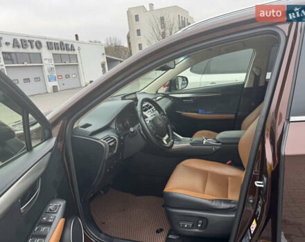 Коричневый Лексус НХ, объемом двигателя 2 л и пробегом 77 тыс. км за 35000 $, фото 3 на Automoto.ua