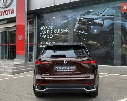 Коричневий Лексус НХ, об'ємом двигуна 2.49 л та пробігом 77 тис. км за 38534 $, фото 3 на Automoto.ua