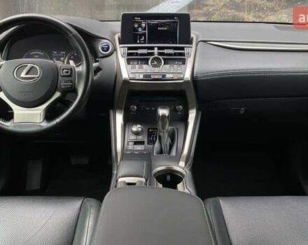 Коричневий Лексус НХ, об'ємом двигуна 2.49 л та пробігом 77 тис. км за 38534 $, фото 11 на Automoto.ua