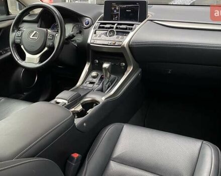 Коричневий Лексус НХ, об'ємом двигуна 2.49 л та пробігом 77 тис. км за 38534 $, фото 10 на Automoto.ua