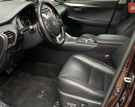 Коричневий Лексус НХ, об'ємом двигуна 2.49 л та пробігом 77 тис. км за 38534 $, фото 7 на Automoto.ua