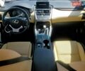Красный Лексус НХ, объемом двигателя 2 л и пробегом 93 тыс. км за 8500 $, фото 7 на Automoto.ua