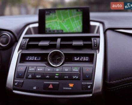 Червоний Лексус НХ, об'ємом двигуна 2 л та пробігом 125 тис. км за 22900 $, фото 64 на Automoto.ua