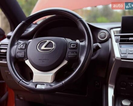 Красный Лексус НХ, объемом двигателя 2 л и пробегом 125 тыс. км за 24800 $, фото 58 на Automoto.ua