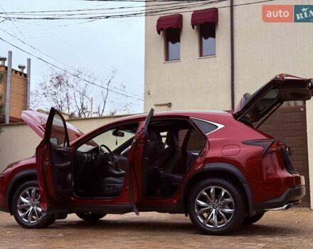 Красный Лексус НХ, объемом двигателя 2 л и пробегом 125 тыс. км за 24800 $, фото 40 на Automoto.ua