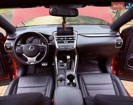 Червоний Лексус НХ, об'ємом двигуна 2 л та пробігом 125 тис. км за 22900 $, фото 40 на Automoto.ua