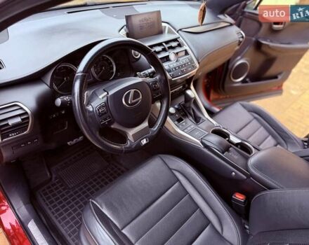 Красный Лексус НХ, объемом двигателя 2 л и пробегом 125 тыс. км за 24800 $, фото 44 на Automoto.ua
