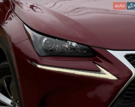 Червоний Лексус НХ, об'ємом двигуна 2 л та пробігом 125 тис. км за 22900 $, фото 5 на Automoto.ua