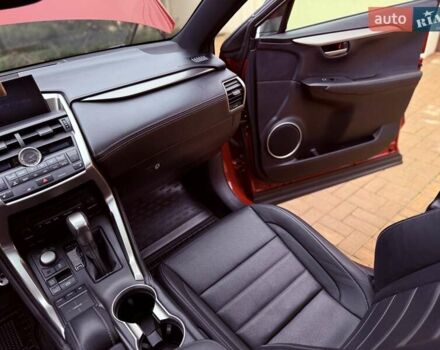 Червоний Лексус НХ, об'ємом двигуна 2 л та пробігом 125 тис. км за 22900 $, фото 43 на Automoto.ua