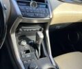 Красный Лексус НХ, объемом двигателя 2 л и пробегом 91 тыс. км за 22800 $, фото 6 на Automoto.ua
